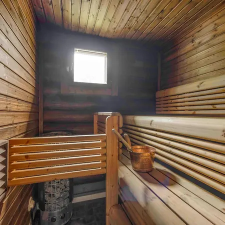 Semesterbostad Lomahimos 10 Himos